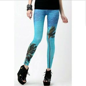 Palm Tree Print Leggings